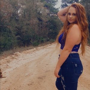 Meet your Posher, Lena